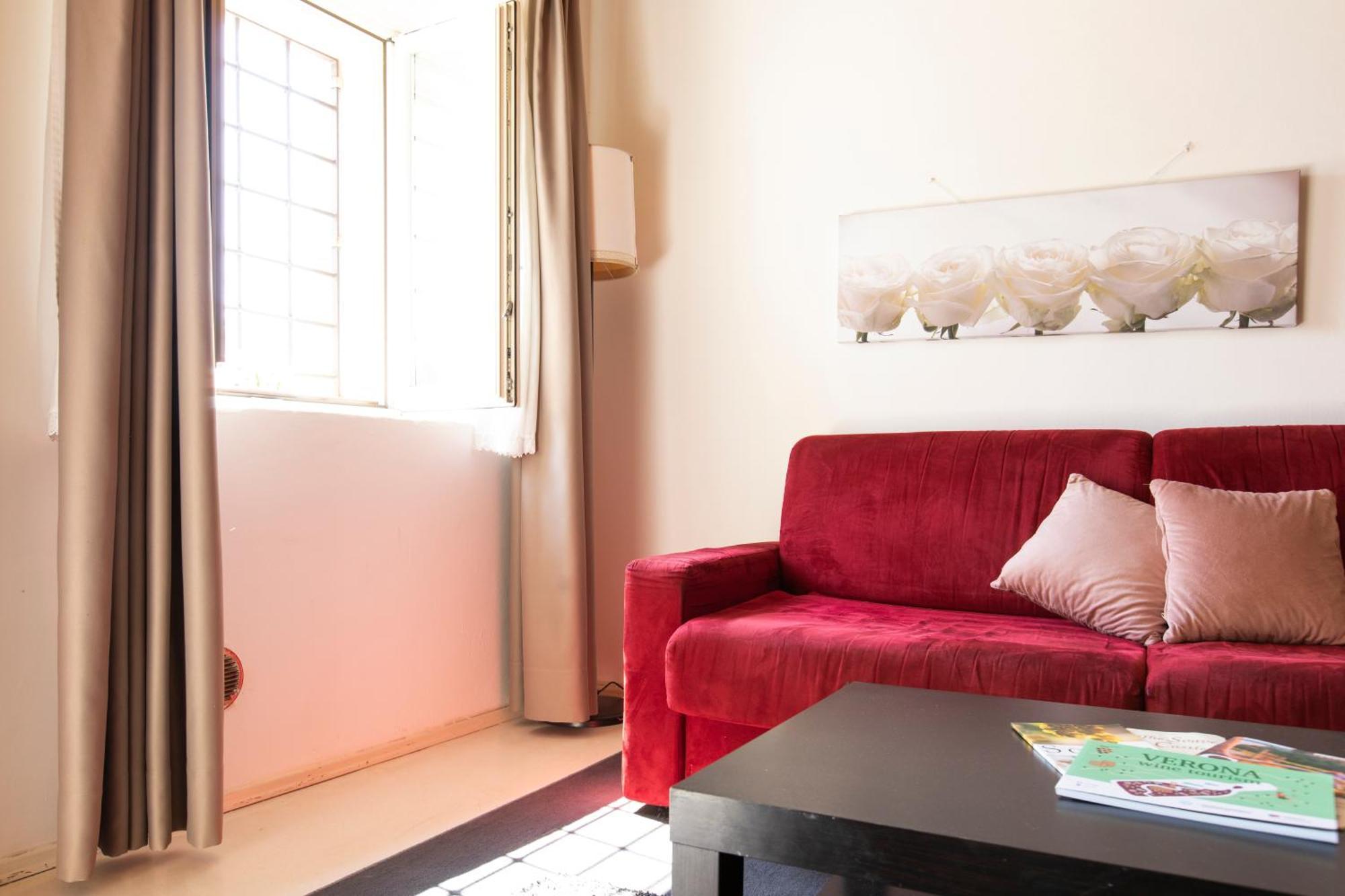 Corte Dei Soavi Suites - Apartments โซอาวี ภายนอก รูปภาพ