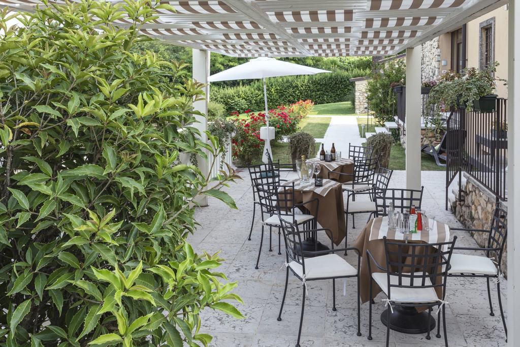 Corte Dei Soavi Suites - Apartments โซอาวี ภายนอก รูปภาพ
